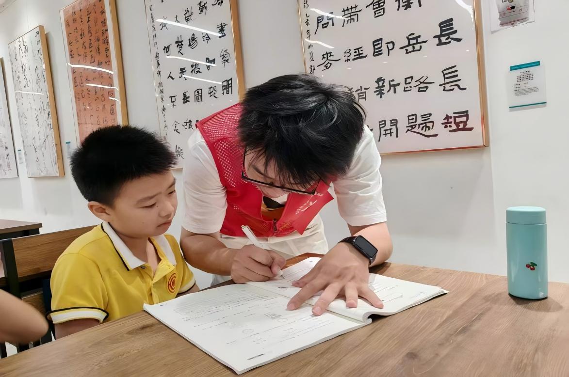 WPS图片(1) WPS图片(1)