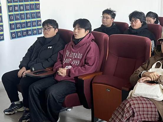 d4cd52b185ef8321215702d5de3c165a