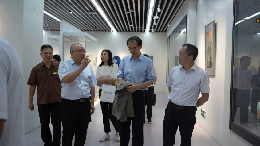 2025-10-18 01:45:35.406000 2025-10-18 01:45:35.406000