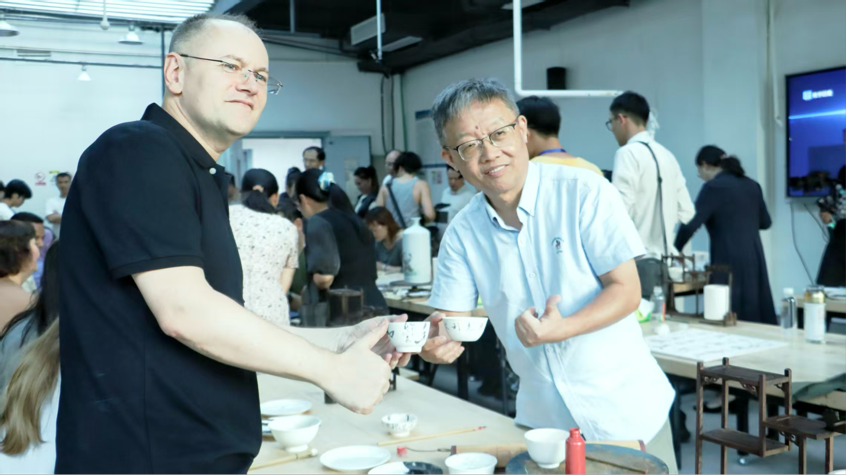 2025-10-17 20:47:29.526000 2025-10-17 20:47:29.526000