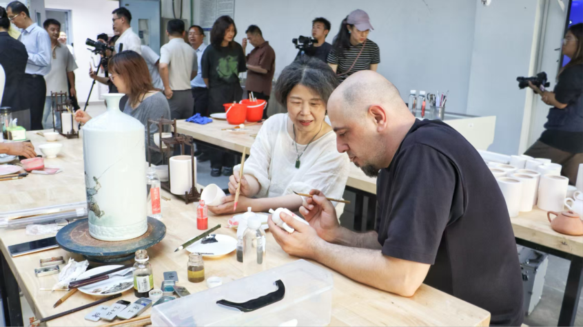 2025-10-17 20:47:31.101000 2025-10-17 20:47:31.101000