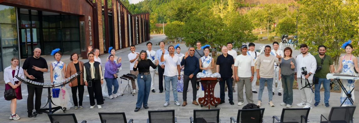 2025-10-18 01:50:32.098000 2025-10-18 01:50:32.098000